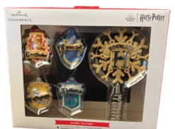 Hallmark Harry Potter Christmas Mini Tree Topper - Ornament Set New With Box -Hallmark || Disney Shop 27257a4a 4a87 5cd2 8397 6c0706a5ab57