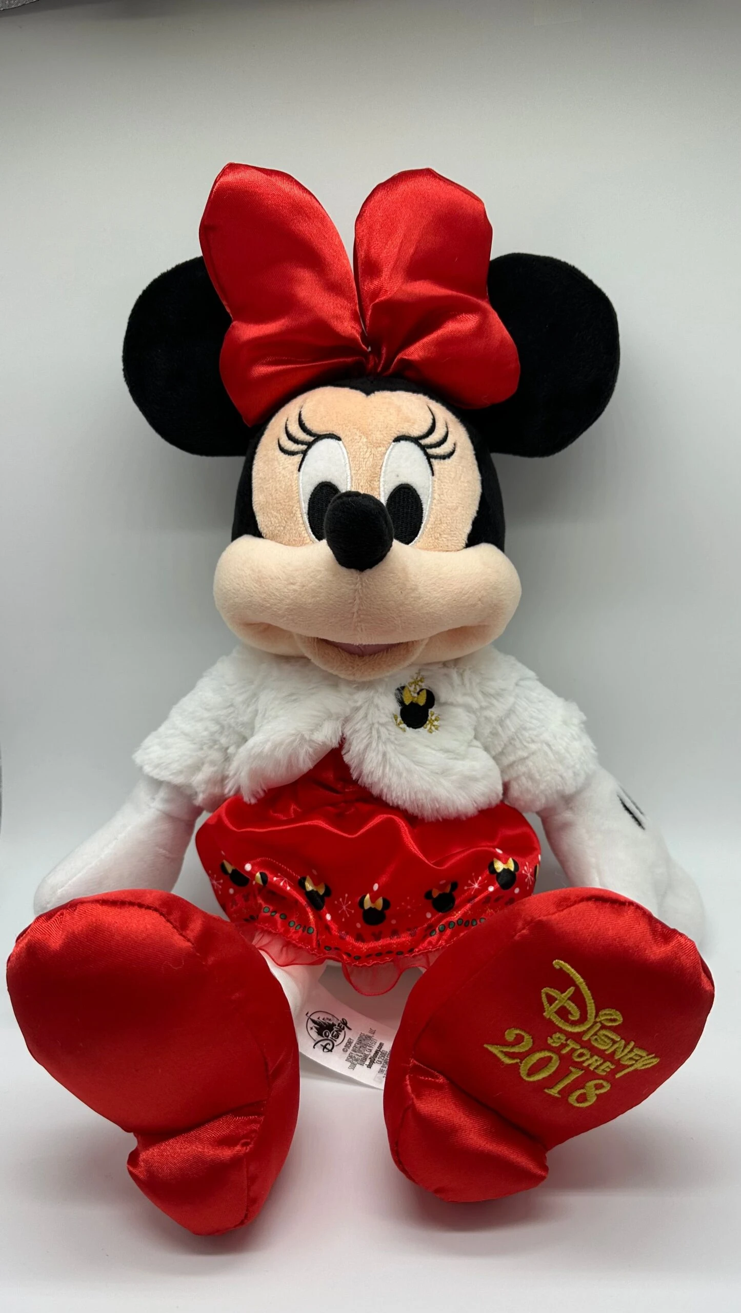 Disney Store Authentic 2018 Christmas Minnie Winter Dress Plush New With Tags 5 Disney Store Authentic 2018 Christmas Minnie Winter Dress Plush New With Tags - Image 3