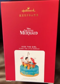 Hallmark Disney Little Mermaid Kiss The Girl Ariel Christmas Ornament New W Box -Hallmark || Disney Shop c1bcc773 b967 5615 9de6 7a4e6a32d10a
