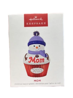 Hallmark 2023 Keepsake Mom Cupcake Christmas Ornament New With Box